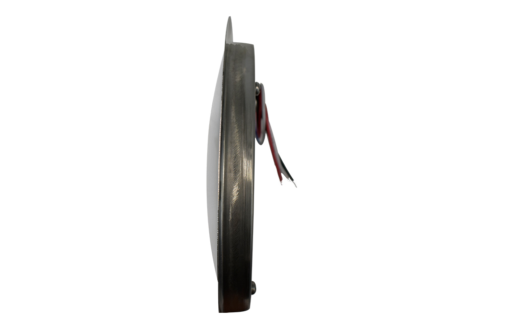 E08 side image